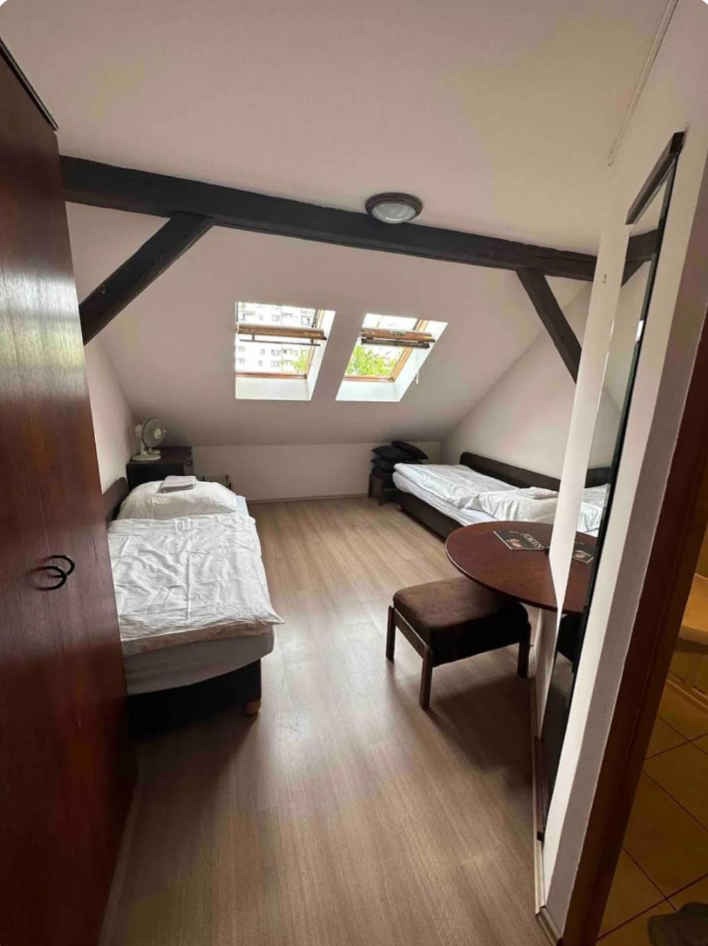 Private Apartment Near The Centre Bratislava Exterior foto